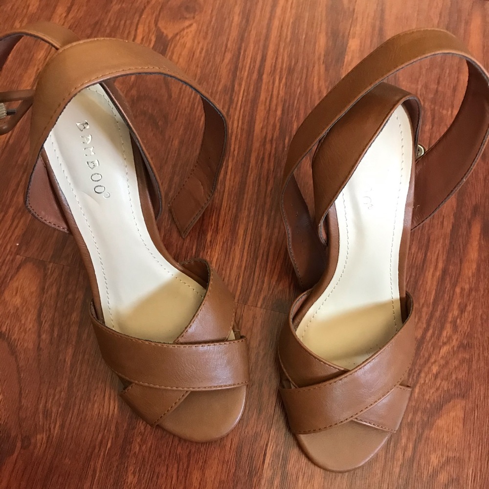 Shoes - Picture 2 of 5
